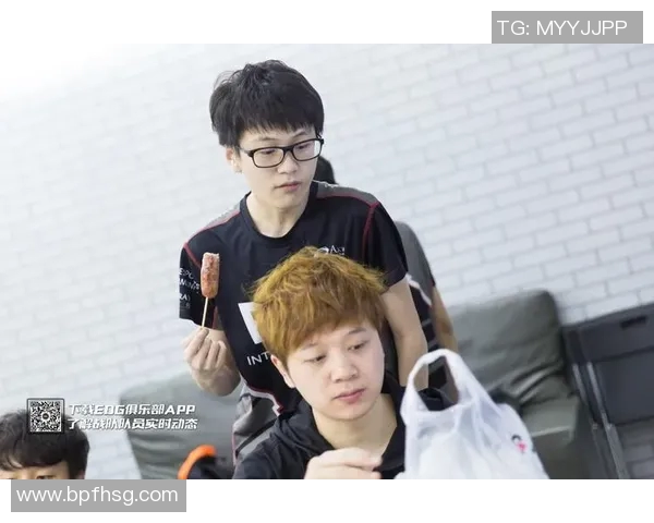 电竞比分解析EDG在和平精英赛事中的整体压制表现与策略分析 电竞比分解析EDG在和平精英赛事中的整体压制表现与策略分析