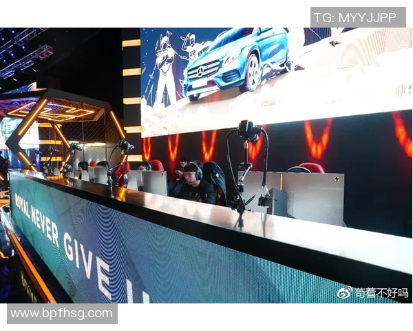 电竞比分大师赛中RNG团队协作表现分析与点评探讨实时数据